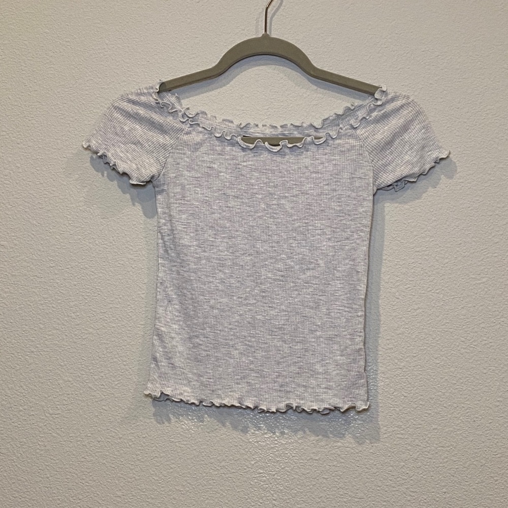 Brandy Melville off the shoulder top